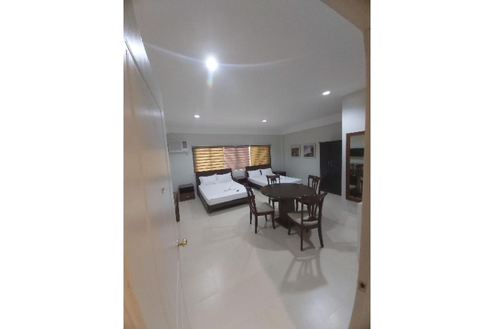 Nest Suites Bandar Quezon Luaran gambar